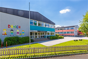 Volksschule Friedburg